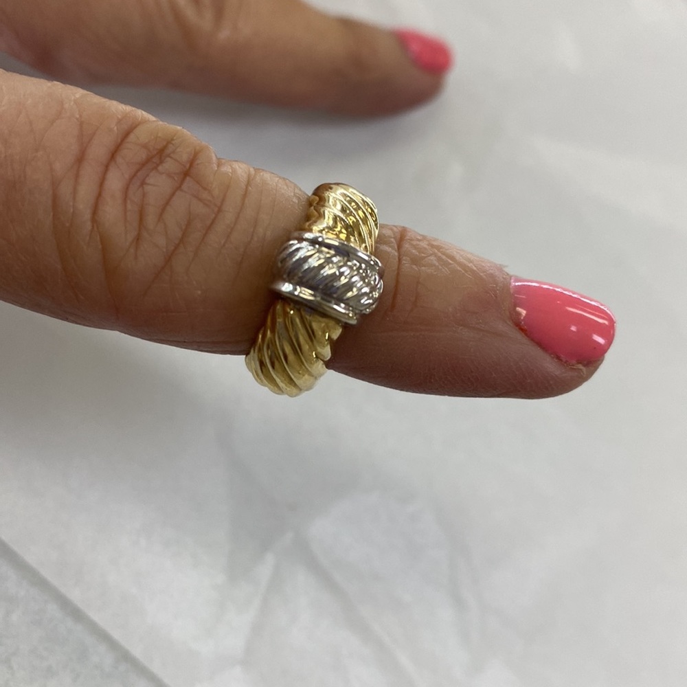14k solid gold Two Tone ring - Picture 3 of 3